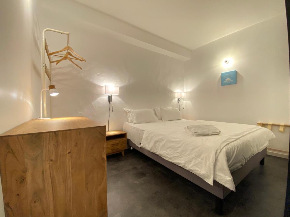 Boutique Hotel Un Appart En Ville Бейонн Экстерьер фото
